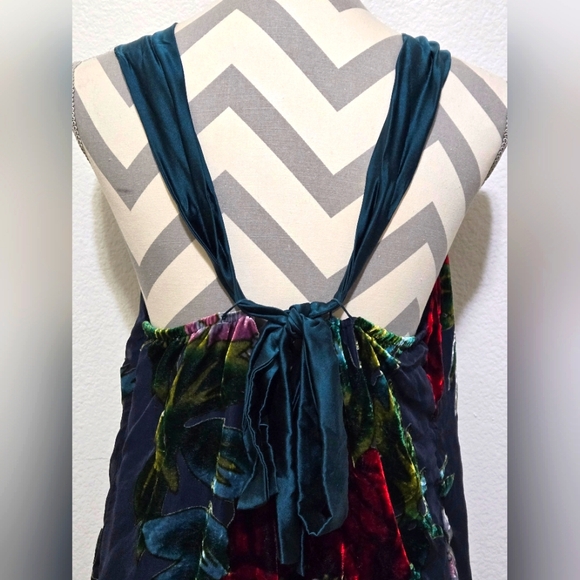 ✨HOST PICK✨️Hale Bob Floral Velvet Burnout on Blue Halter Top Silk Lining Large - Picture 6 of 12